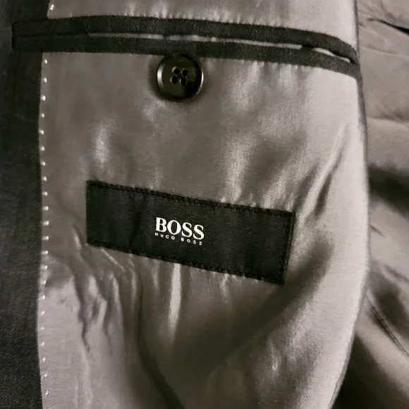 Hugo Boss Complete Suit Set